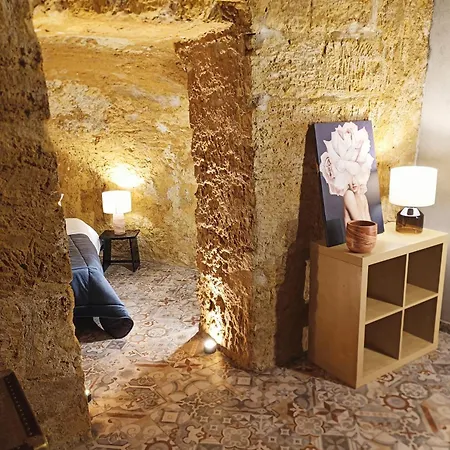 Hyppogenium Aparment Le Catacombe Delle Gogadiada